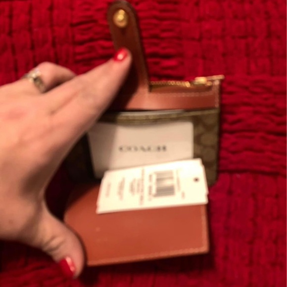 Coach Set New With Tags
Signature Canvas Khaki, Elect. Red (Cross Posted) SOLD - Picture 5 of 15